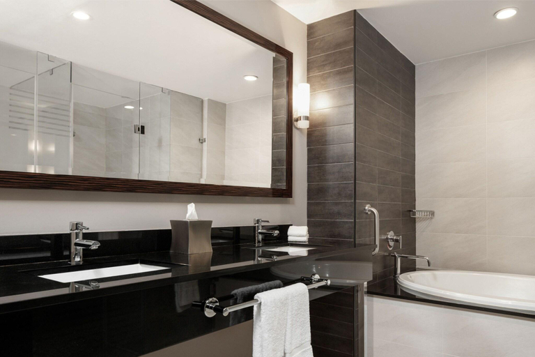 Bathroom 5, Marriott Panamá, Panamá