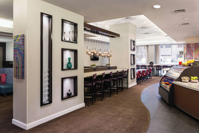 Food & Drinks 5, Courtyard New York Manhattan/Times Square, New York