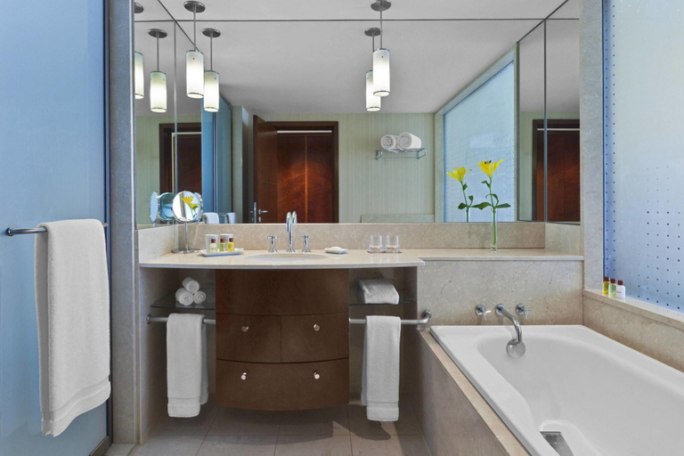 Bathroom 5, Sheraton Mendoza Hotel, Capital