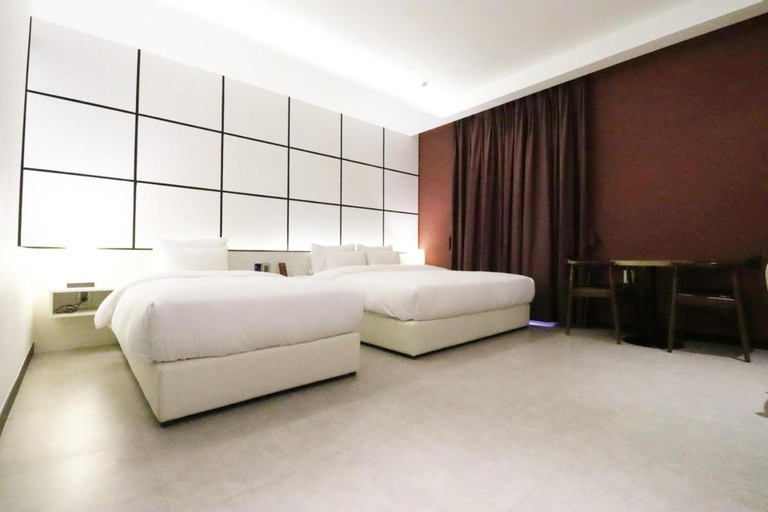 Bedroom 9