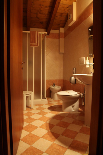 Bedroom 3, Hotel Il Borghetto, Bergamo