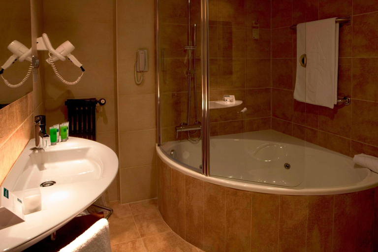 Bathroom 4, AC Hotel Carlton Madrid by Marriott, Madrid