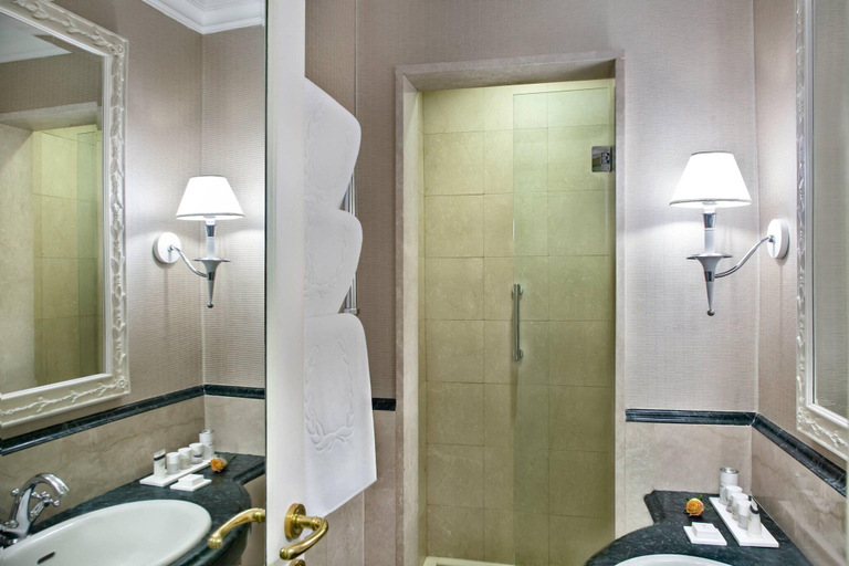 Bathroom 4, Marriott Hotel Rome Grand Flora, Rome