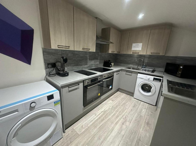 Others 4, Inviting Studio Flat at Lewisham Way, Se14 London, London