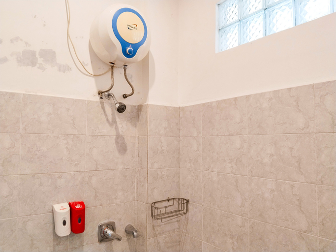 Bathroom 4