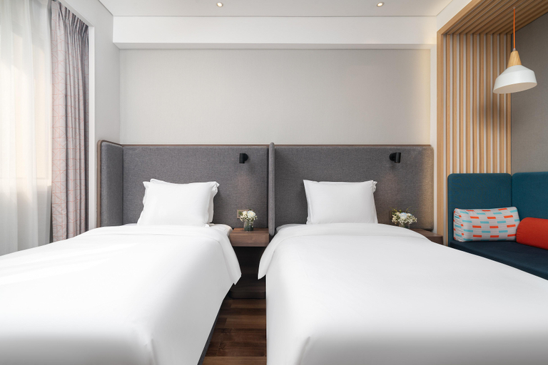 Bedroom 26