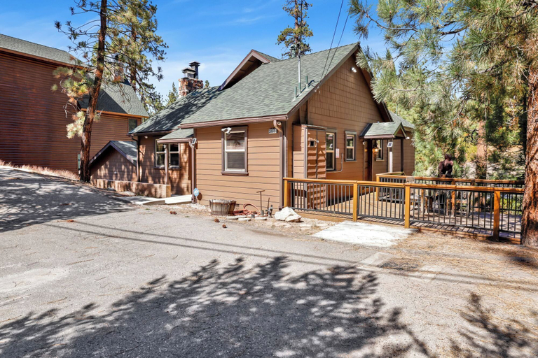 Exterior & Views 2, Top Notch Lodge#2056, San Bernardino