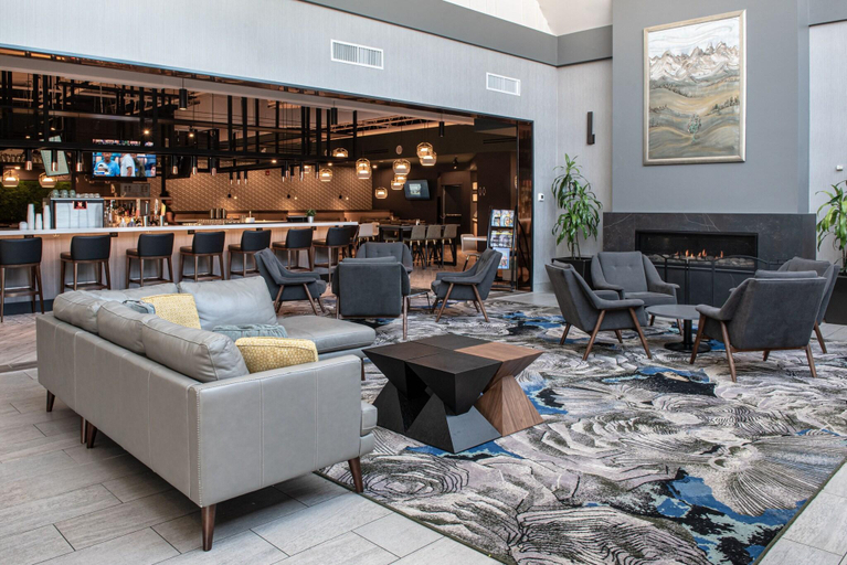 Food & Drinks 5, Delta Hotels Calgary South, Division No. 6
