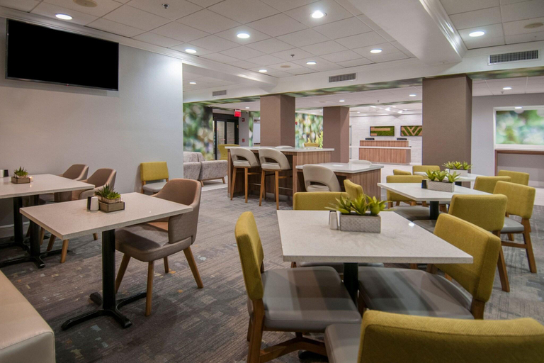 Food & Drinks 5, Four Points by Sheraton Alexandria, Rapides