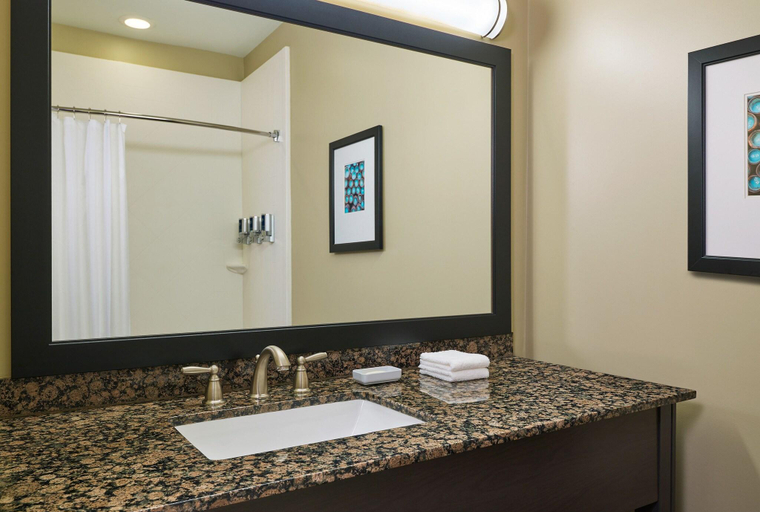 Bathroom 4, Four Points by Sheraton Williston, Williams