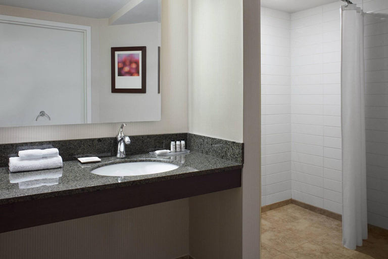 Bathroom 4, Delta Hotels Beausejour, Westmorland