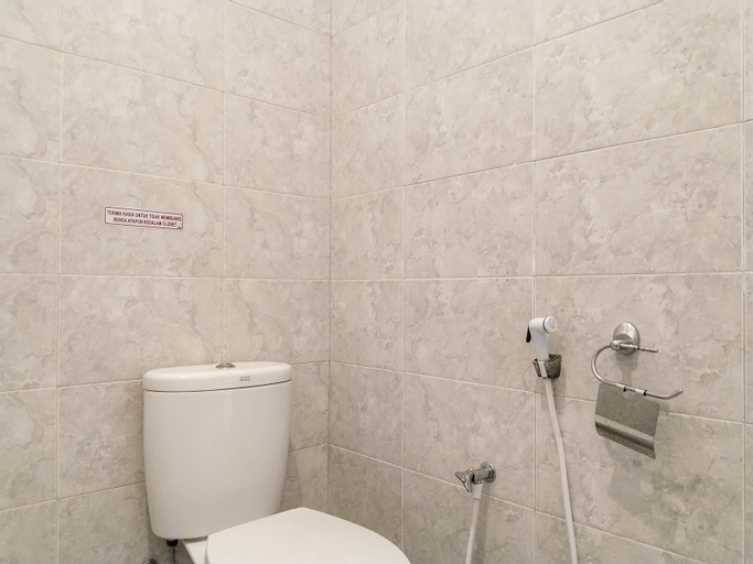 Bathroom 7