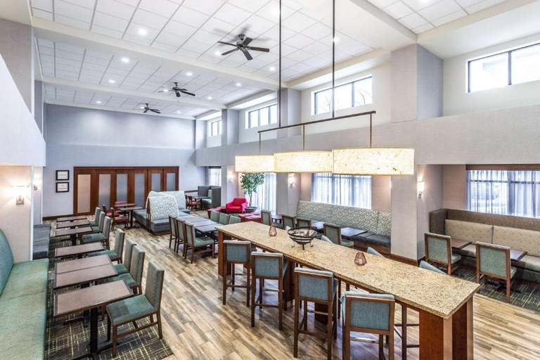 Food & Drinks 5, Hampton Inn Ste Minneapolis St Paul Arpt-Mall, Hennepin
