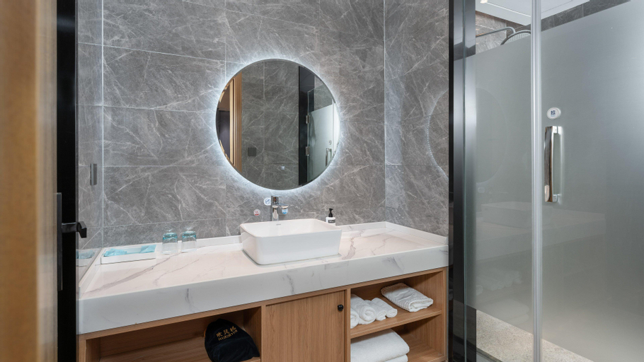 Bathroom 21