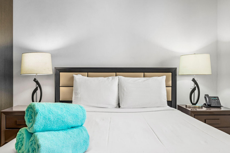 Bedroom 3, Beautiful One Bedroom Ground Level Palmaruba