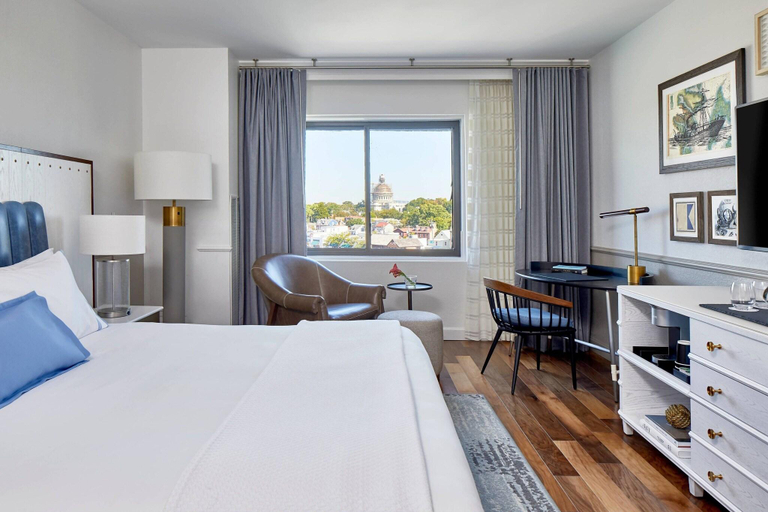 Bedroom 2, Annapolis Waterfront Hotel, Autograph Collection, Anne Arundel