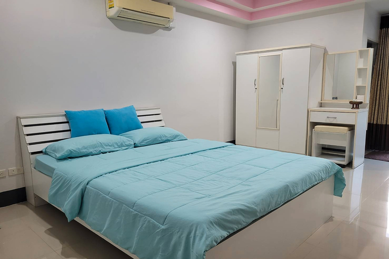 Bedroom 19