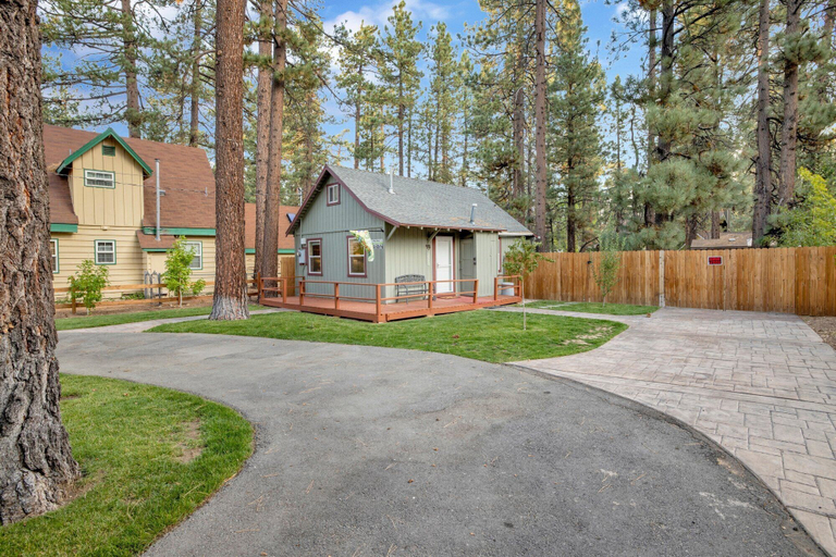 Exterior & Views 2, Beary Cozy Cabin #2315, San Bernardino