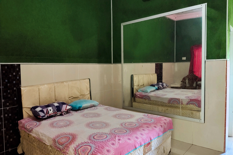 Bedroom 9