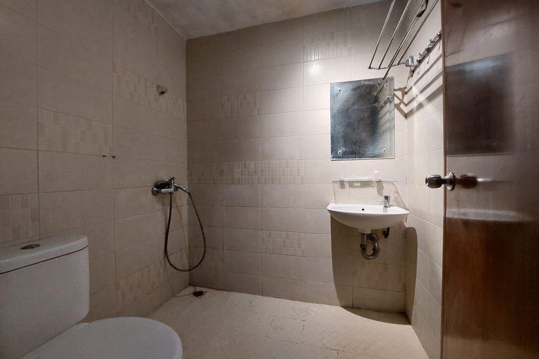 Bathroom 5