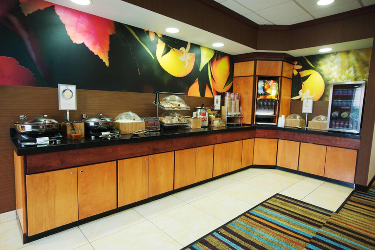 Food & Drinks 5, Fairfield Inn And Suites By Marriott Bartlesville, Washington