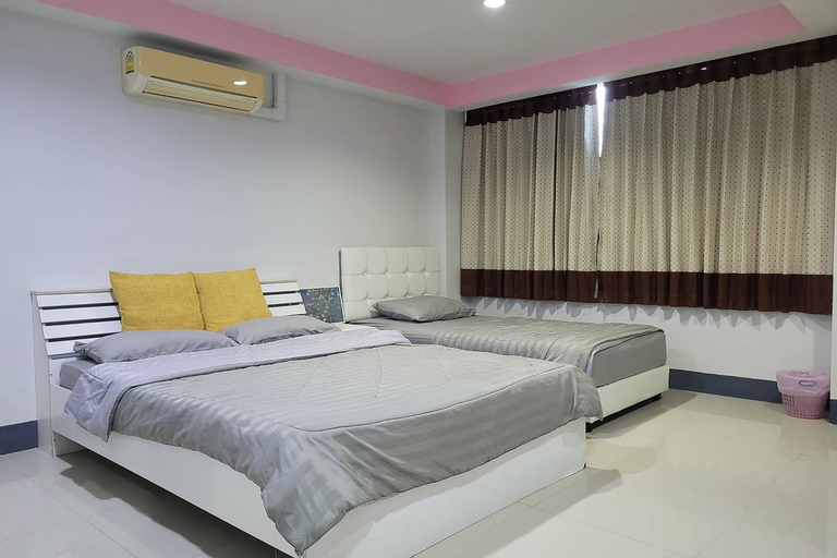 Bedroom 28