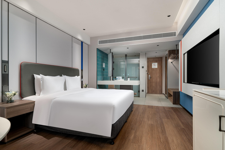 Bedroom 12