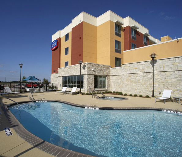 Sport & Beauty 3, Fairfield Inn & Suites Dallas Plano/The Colony, Denton