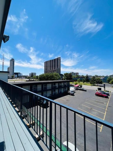 Others 5, Fairway Inn by the Falls, Niagara