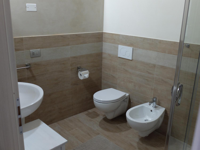 Bathroom 5, B&B Eldorado, Verona