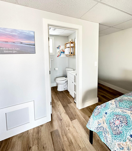 Bedroom 2, Abellona Inn & Suites, York