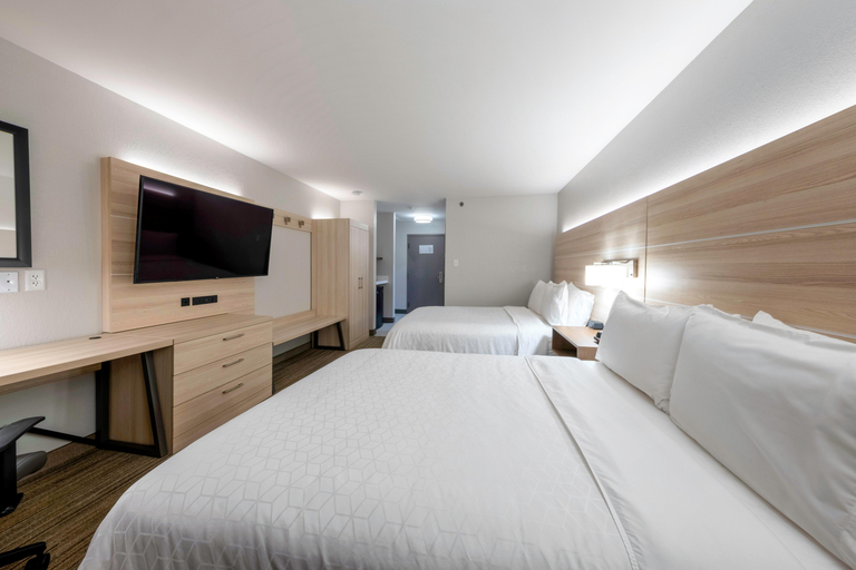 Bedroom 8