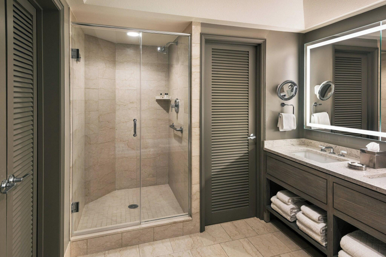 Bathroom 5, The Phoenician Resort, Maricopa