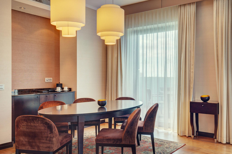Bedroom 4, Grand Hotel River Park, Bratislava