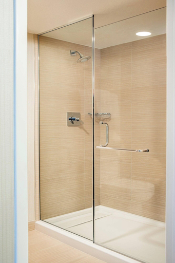 Bathroom 4, Courtyard by Marriott Richmond/Berkeley, Contra Costa
