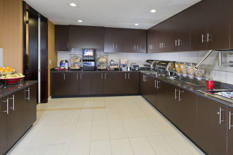 Food & Drinks 5, Residence Inn Bismarck North, Burleigh