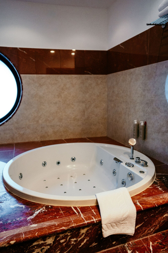 Bathroom 5, Grand Hotel La Chiusa di Chietri, Bari