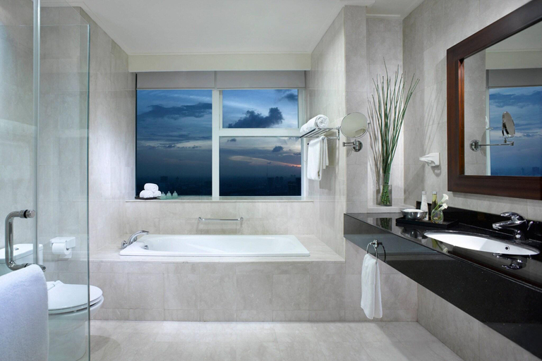 Bathroom 5, The Mayflower, Jakarta - Marriott Executive Apartments, South Jakarta