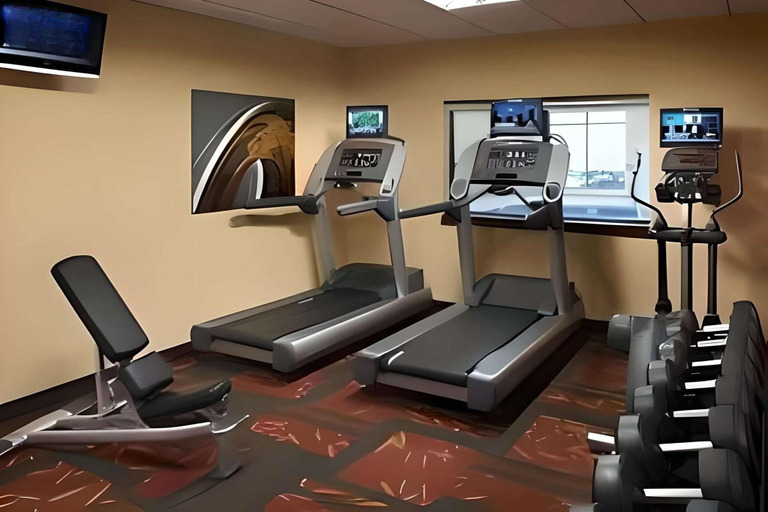 Others, Comfort Inn & Suites, Cook