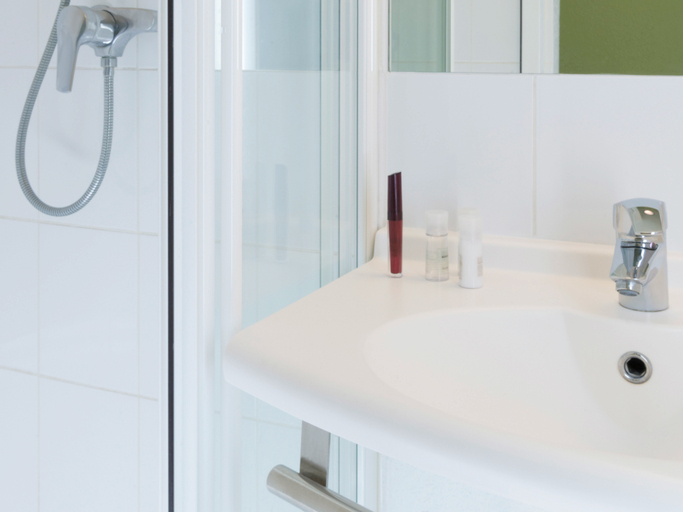 Bathroom 5
