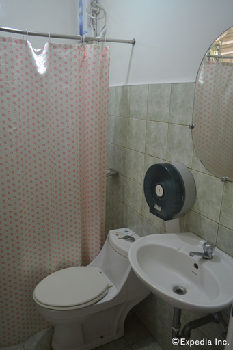 Bathroom 4, Dolores Farm Resort, Polomolok