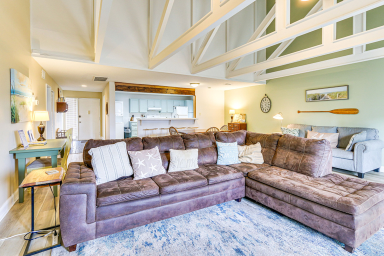 Others 1, 5 Pools: Pet-friendly Palmetto Dunes Condo!, Beaufort
