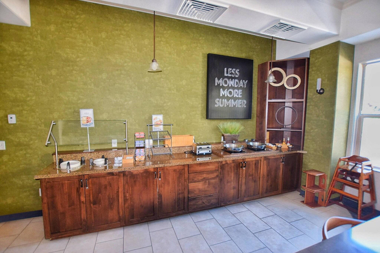 Food & Drinks 5, Fairfield Inn & Suites Grand Junction Downtown, Mesa