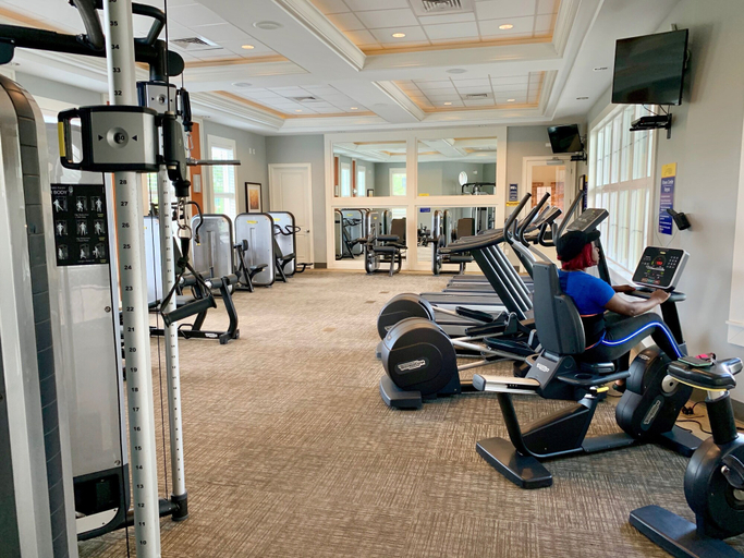 Gym 3, Luxury 5Bd w/ Jacuzzi & Pool Near Disney @ 5528, Polk