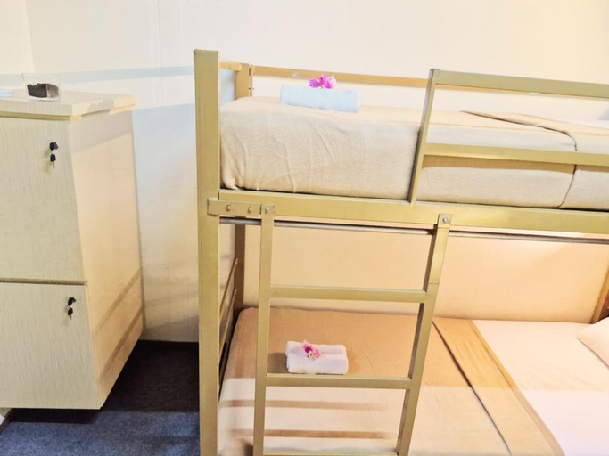 Bedroom 4, Karcof Container Hostel, Lombok