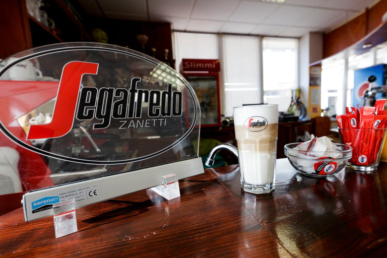 Food & Drinks 3, Invest Vendeghaz, Eger