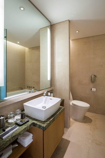 Bathroom 5, Yeouido Park Centre, Marriott Executive Apartments, Yeongdeungpo
