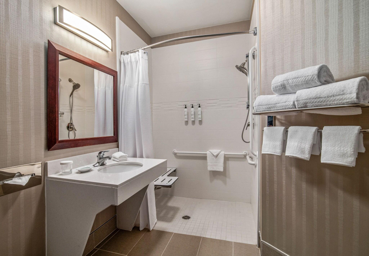 Bathroom, SpringHill Suites Phoenix Glendale Sports, Maricopa