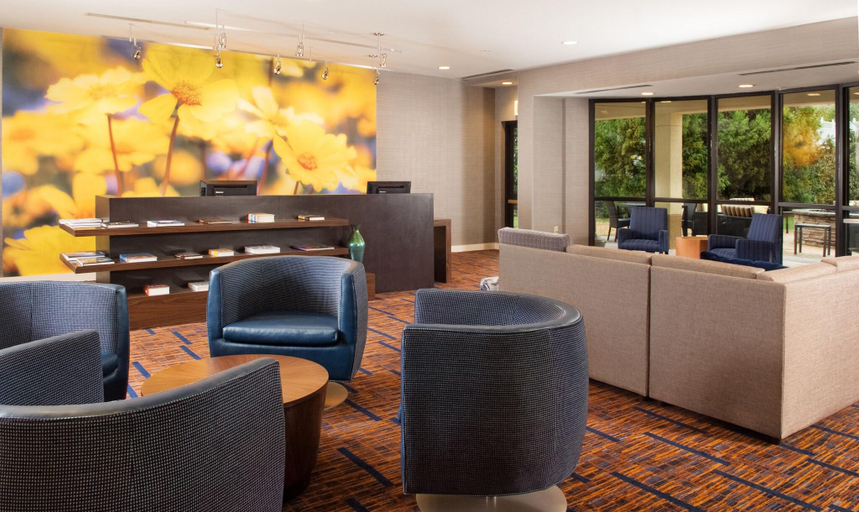 Public Area 2, Courtyard by Marriott Charlotte Gastonia, Gaston