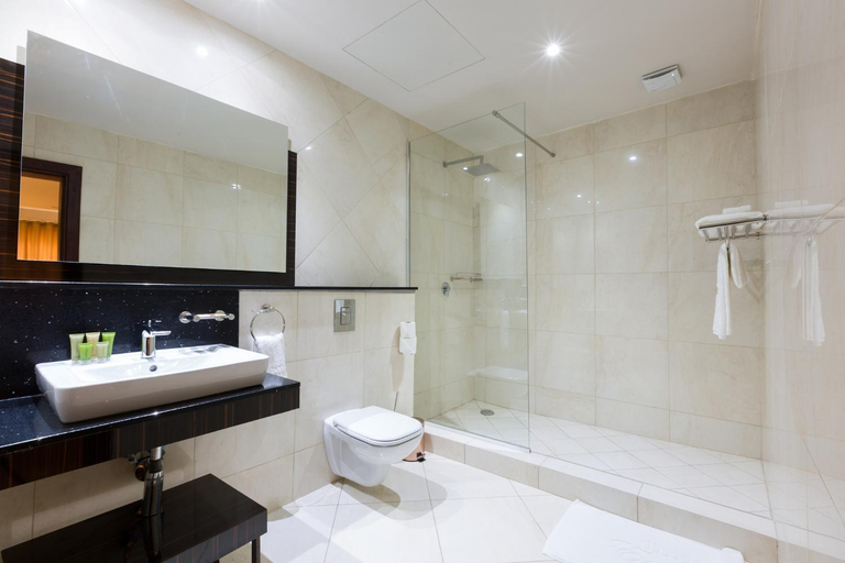 Bathroom 4, The Palms by Eagles Takoradi, Shama Ahanta East